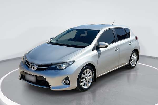 2014 Toyota Corolla RZ ZRE182R