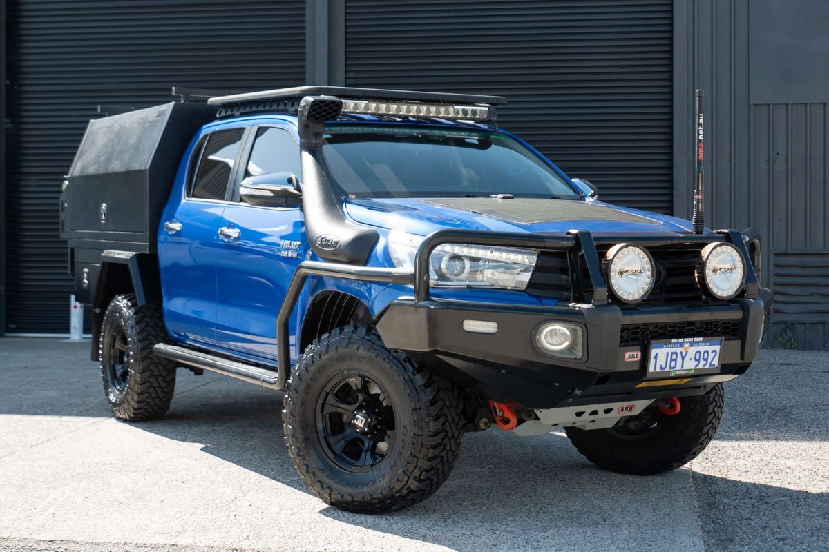 2017 Toyota Hilux SR5 GUN126R 4X4