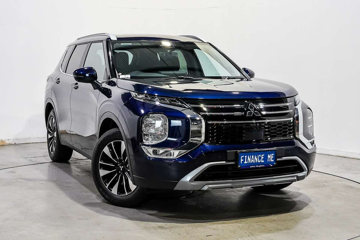 2025 Mitsubishi Outlander LS ZM
