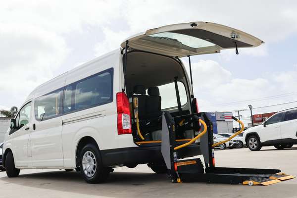 2023 Toyota Hiace Commuter GDH322R ELWB High Roof