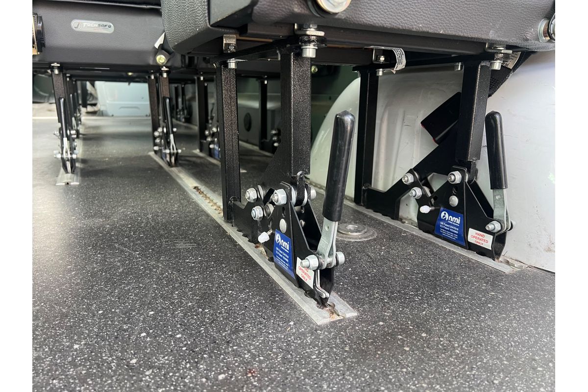 2014 Mercedes-Benz Sprinter 316CDI NCV3 LWB High Roof image 11