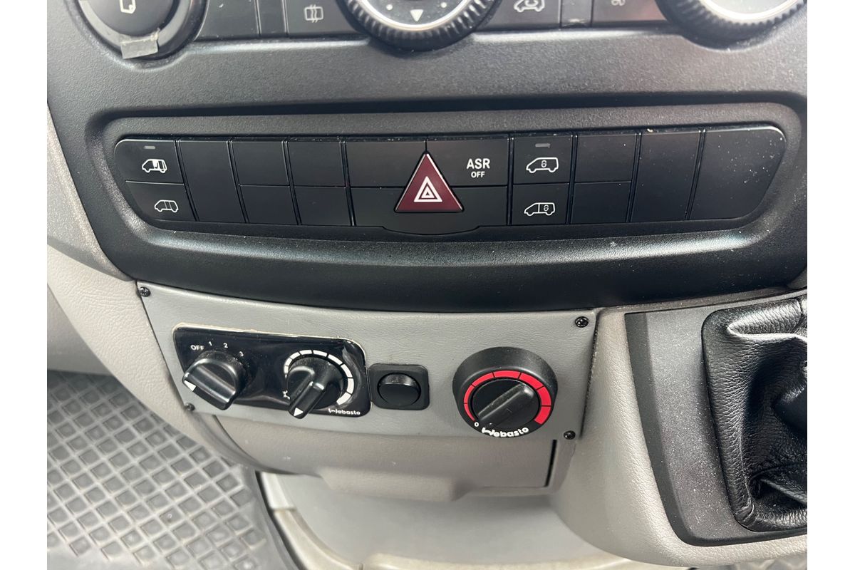 2014 Mercedes-Benz Sprinter 316CDI NCV3 LWB High Roof image 25