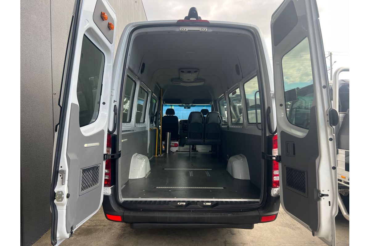 2014 Mercedes-Benz Sprinter 316CDI NCV3 LWB High Roof image 29