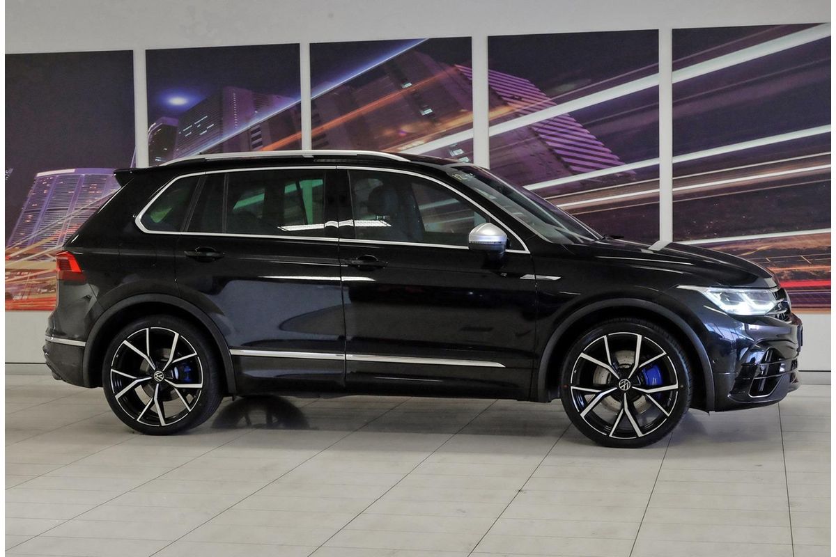 2023 Volkswagen Tiguan R 5N image 3