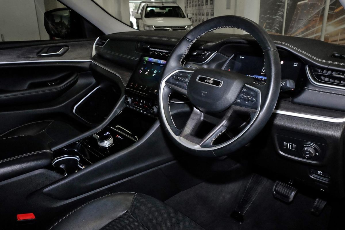 2022 Jeep Grand Cherokee L Limited WL image 7