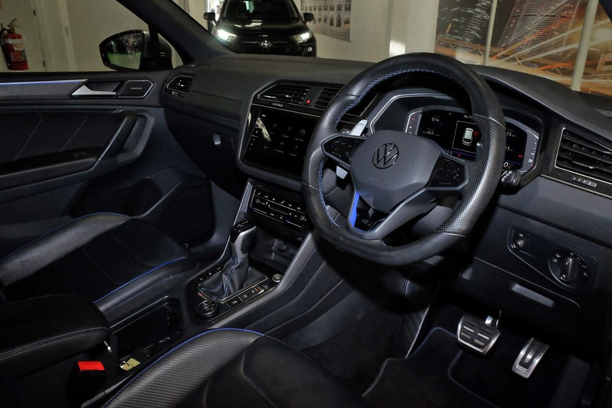 2023 Volkswagen Tiguan R 5N image 7