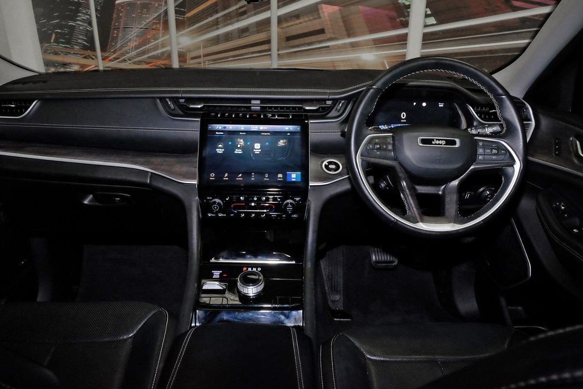 2022 Jeep Grand Cherokee L Limited WL image 8