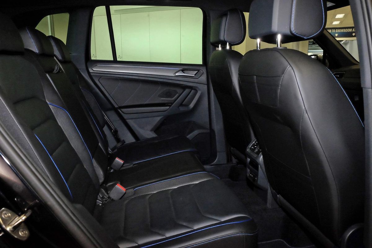 2023 Volkswagen Tiguan R 5N image 10