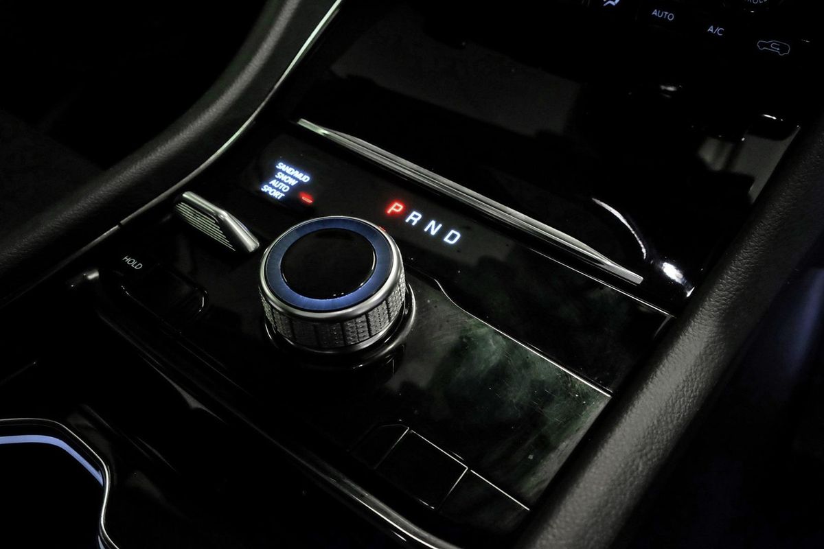 2022 Jeep Grand Cherokee L Limited WL image 11