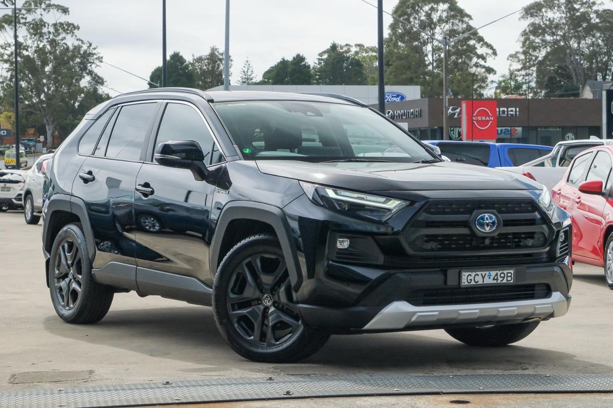 2023 Toyota RAV4 Edge AXAH54R