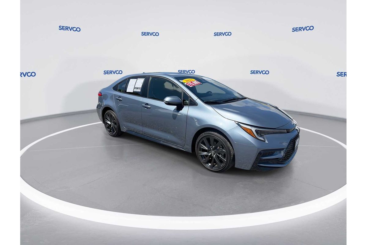 2025 Toyota Corolla SE
