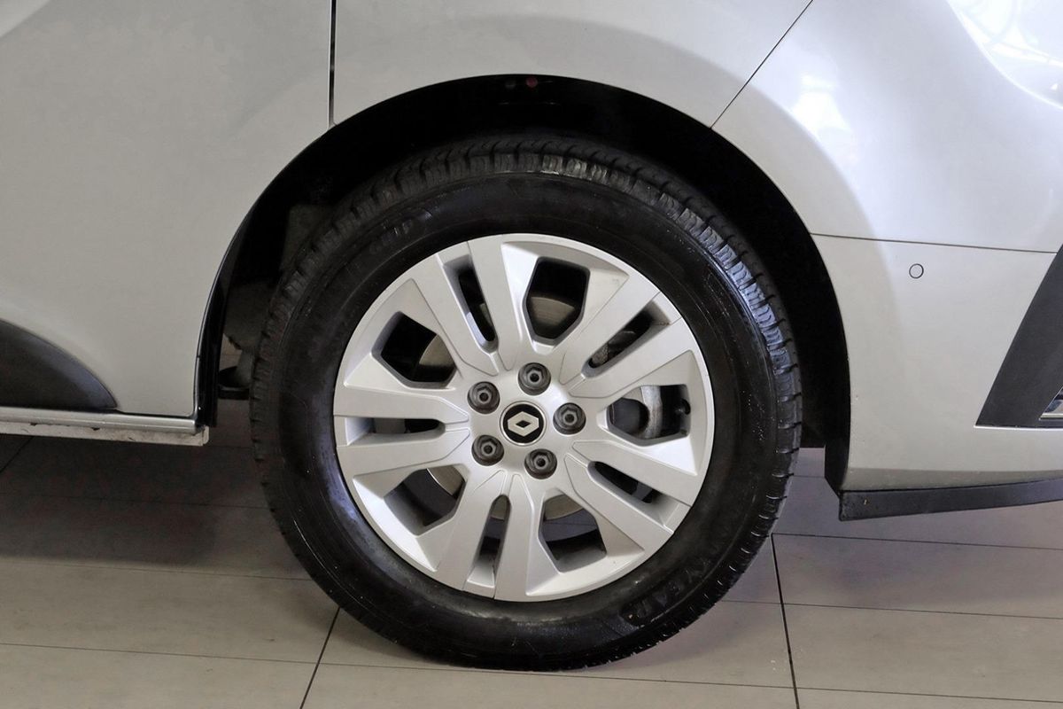 2024 Renault Trafic Premium X82 SWB Low Roof image 19