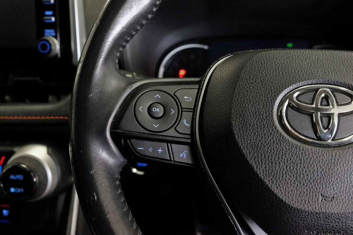 2019 Toyota RAV4 Edge AXAA54R image 15