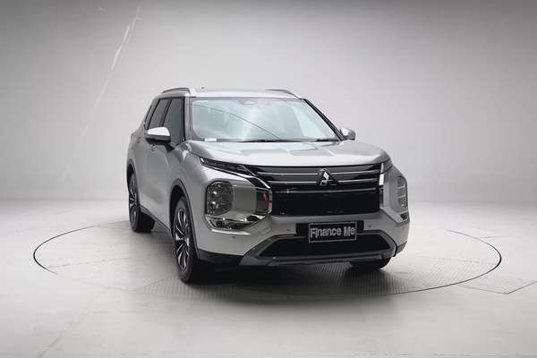 2025 Mitsubishi Outlander LS ZM thumb-4