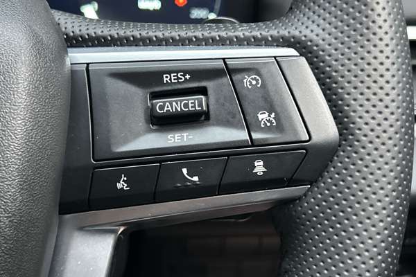 2025 Mitsubishi Outlander LS ZM thumb-17