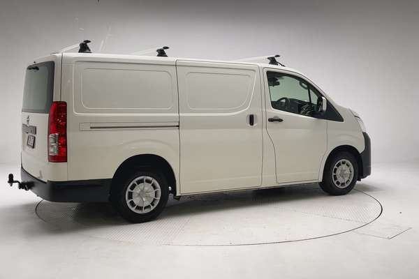 2020 Toyota Hiace GDH300R LWB thumb-2