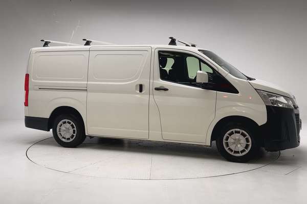 2020 Toyota Hiace GDH300R LWB thumb-3