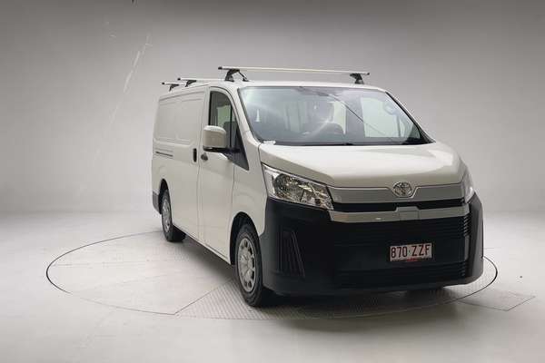 2020 Toyota Hiace GDH300R LWB thumb-4