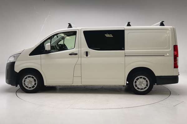2020 Toyota Hiace GDH300R LWB thumb-7