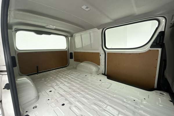 2020 Toyota Hiace GDH300R LWB thumb-10