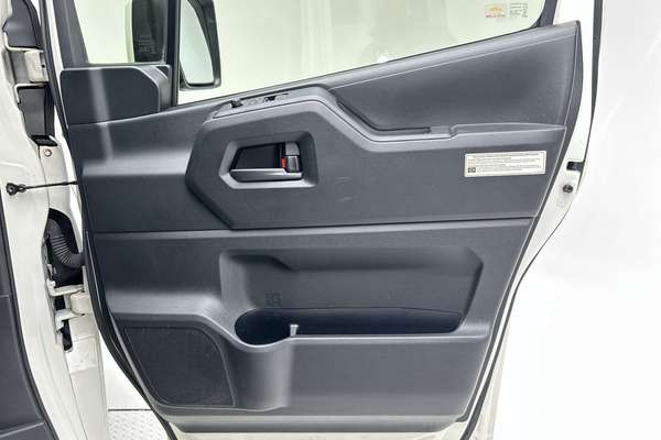 2020 Toyota Hiace GDH300R LWB thumb-17