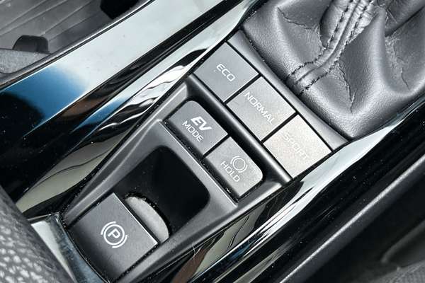 2025 Toyota Camry Ascent Sport AXVH80R thumb-14