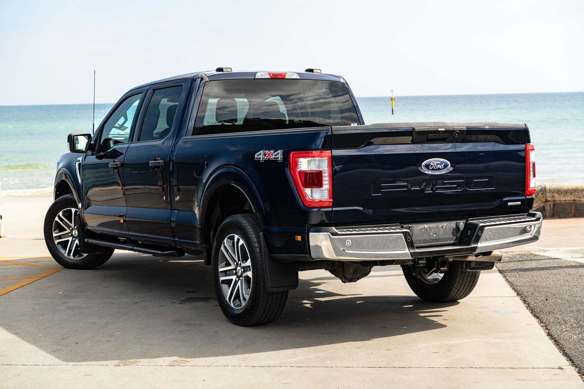 2023 Ford F-150 XLT 4X4 LWB
