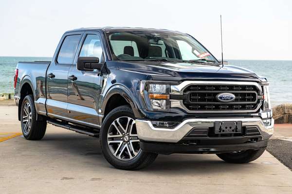 2023 Ford F-150 XLT 4X4 LWB