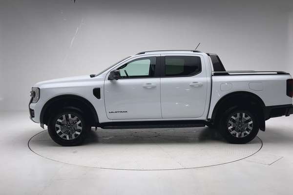 2025 Ford Ranger PHEV Wildtrak 4X4 2.3L thumb-4
