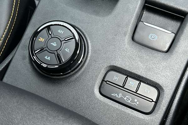 2025 Ford Ranger PHEV Wildtrak 4X4 2.3L thumb-16