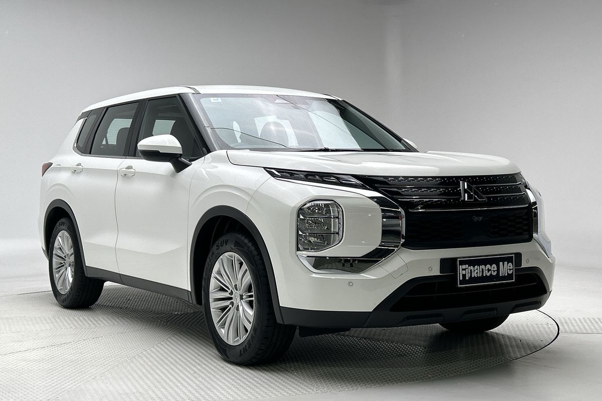 2024 Mitsubishi Outlander ES ZM