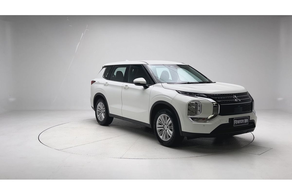 2024 Mitsubishi Outlander ES ZM