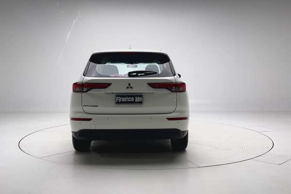 2024 Mitsubishi Outlander ES ZM thumb-6