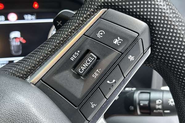 2024 Mitsubishi Outlander ES ZM thumb-15