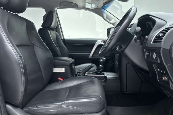 2020 Toyota Landcruiser Prado VX GDJ150R thumb-12