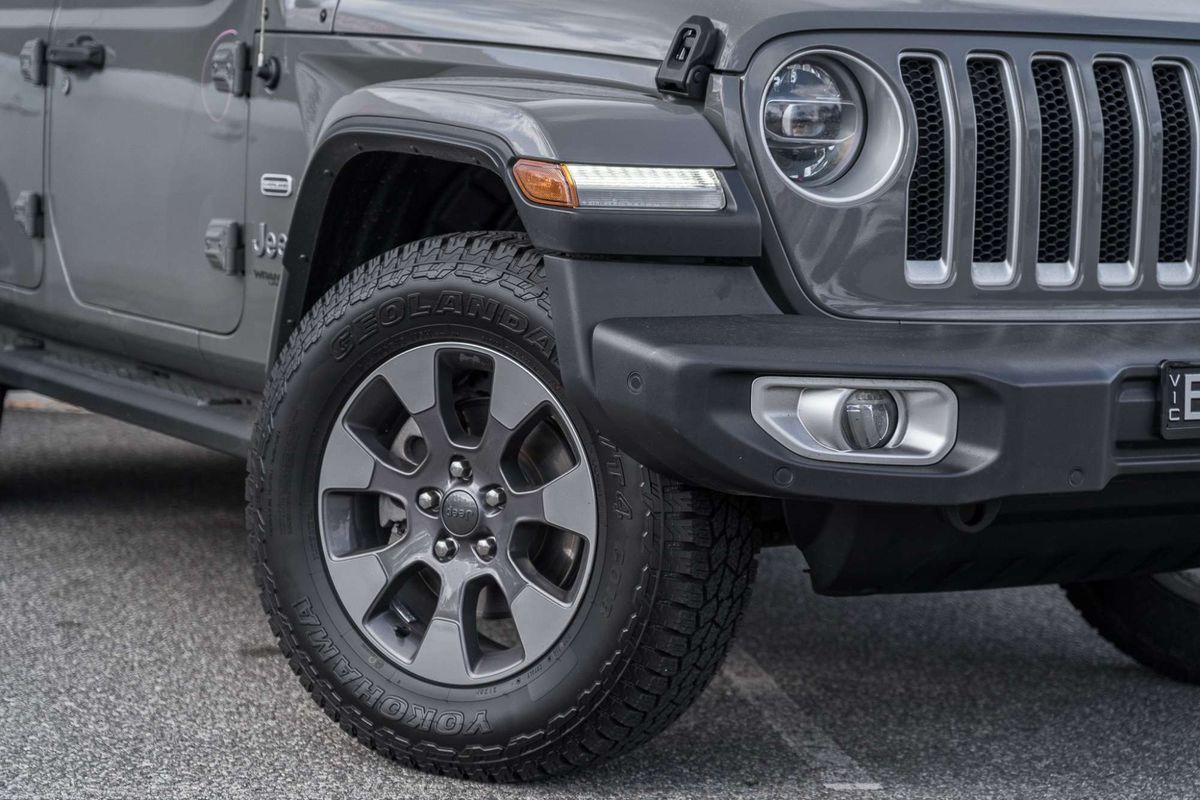 2019 Jeep Wrangler Unlimited Overland JL