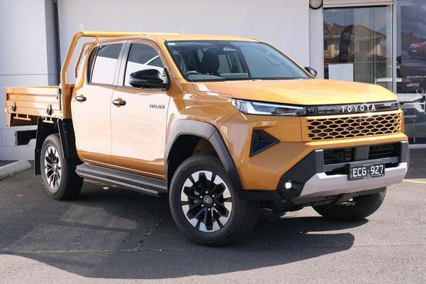 2026 Toyota Hilux SR5 48V GUN227R 4X4