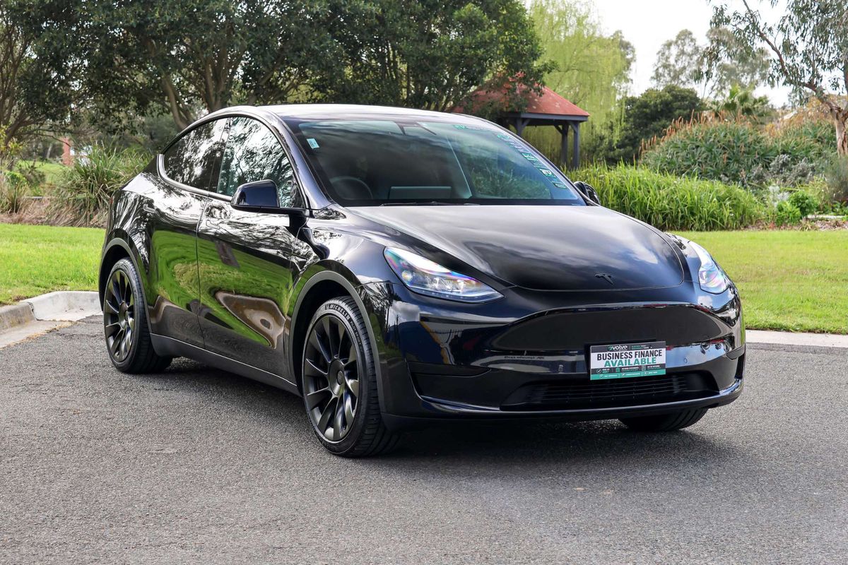 2023 Tesla Model Y Rear-Wheel Drive