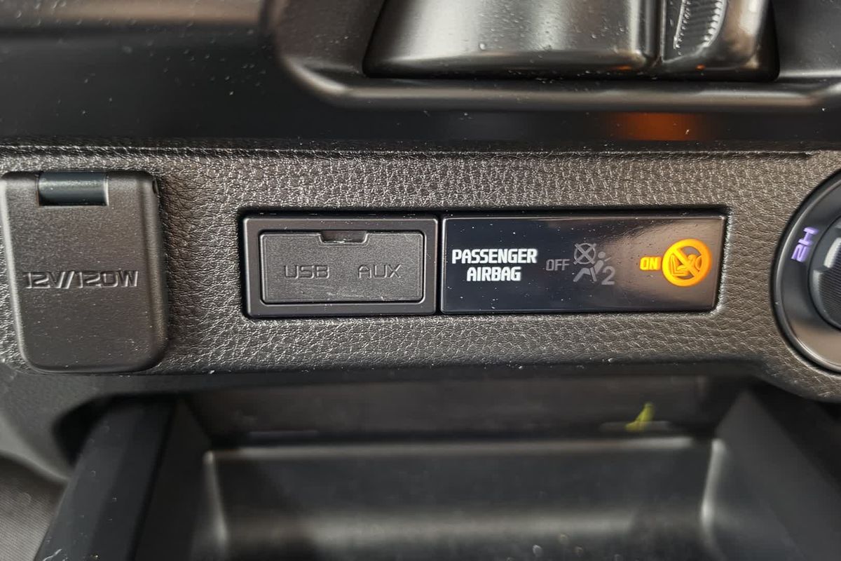 2022 Isuzu D-MAX SX 4X4 image 28
