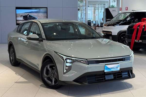 2025 Kia K4 S CL4m