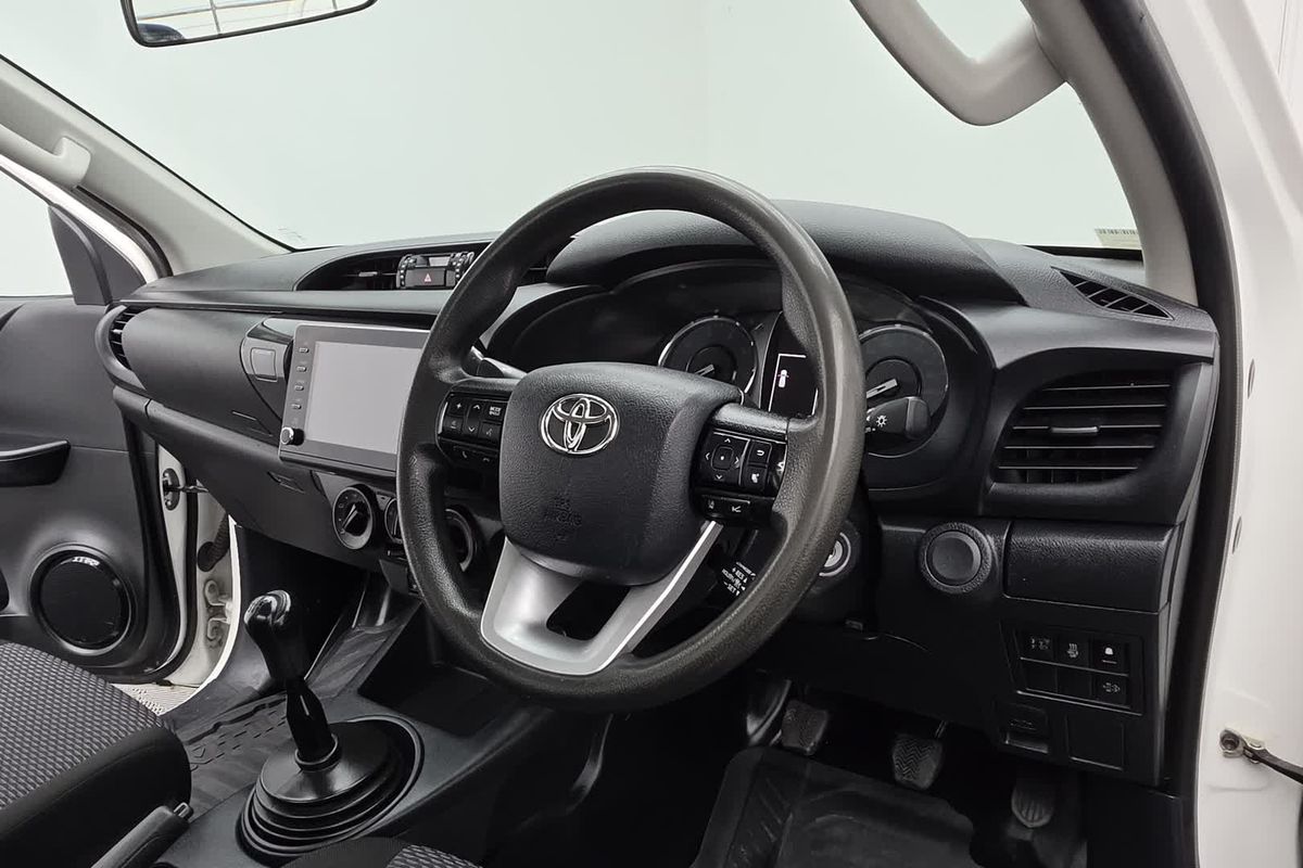 2022 Toyota Hilux Workmate GUN125R 4X4