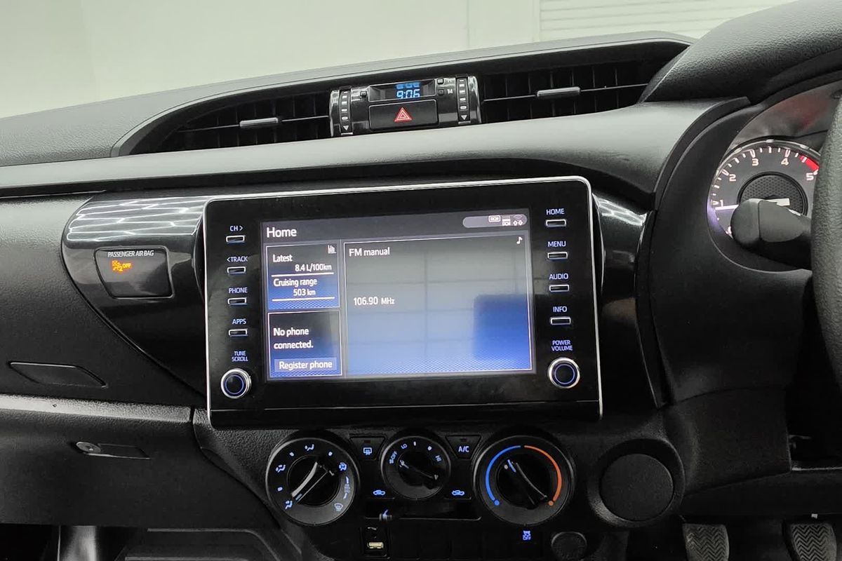 2022 Toyota Hilux Workmate GUN125R 4X4