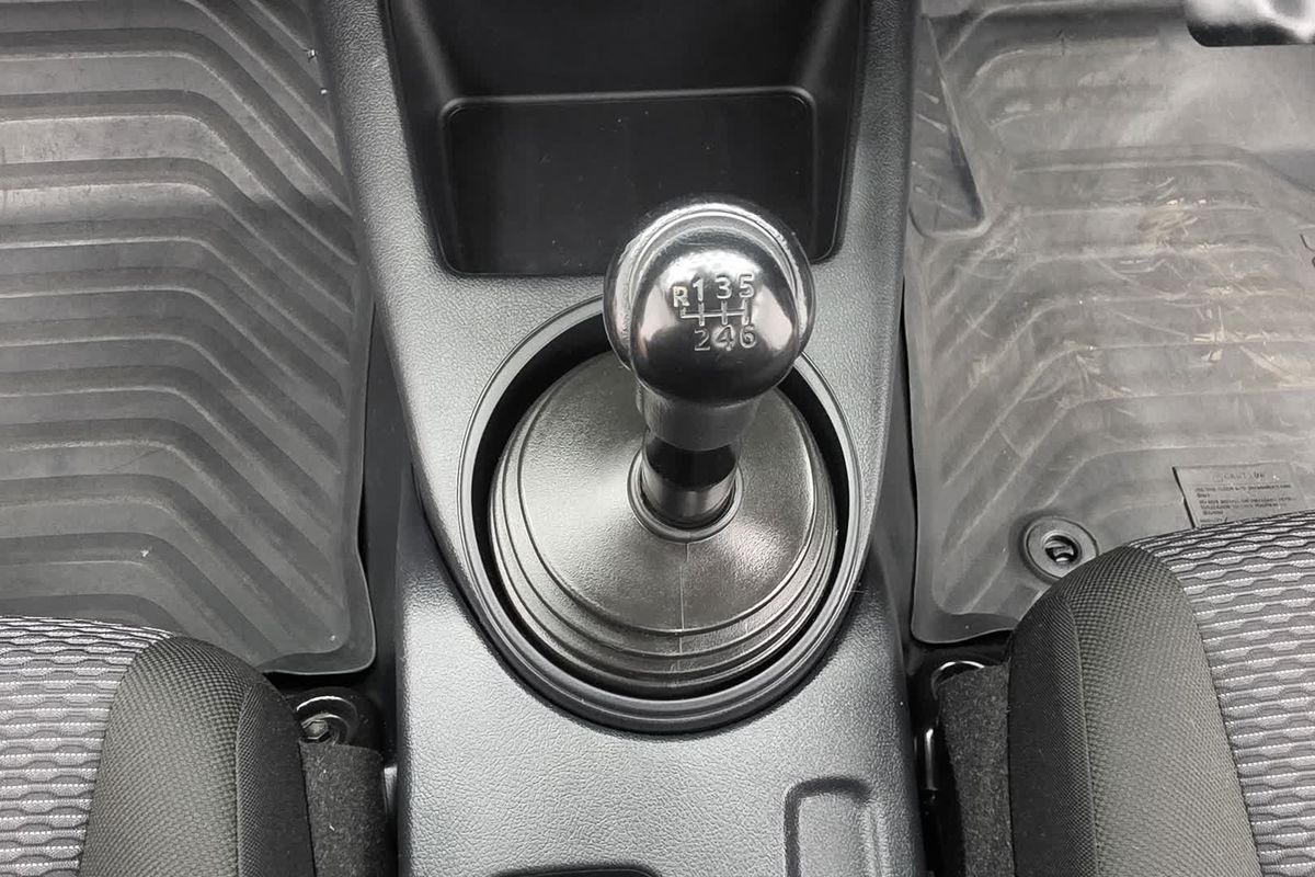 2022 Toyota Hilux Workmate GUN125R 4X4