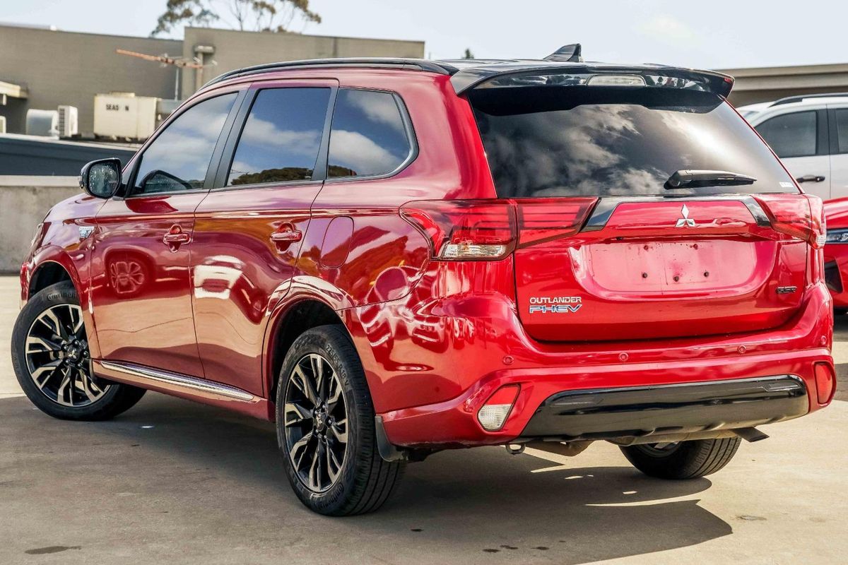2021 Mitsubishi Outlander PHEV GSR ZL