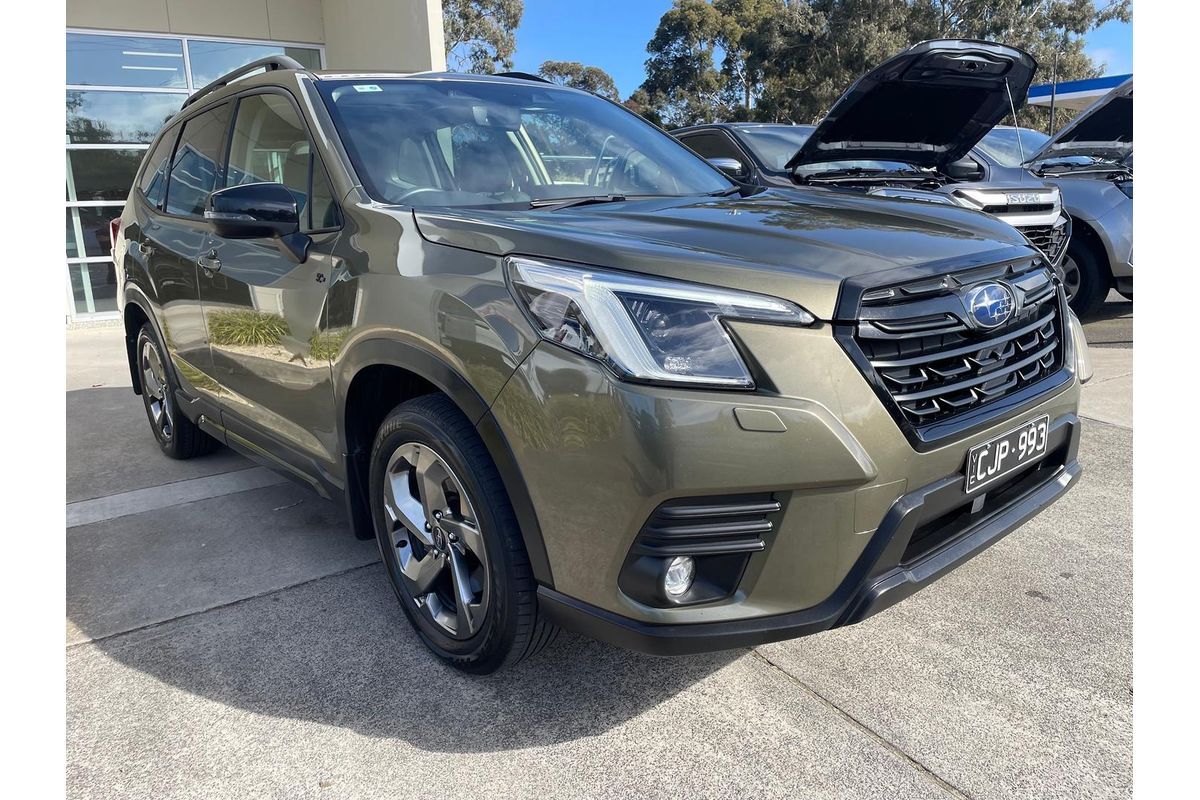 2023 Subaru Forester 2.5i-S 50 Years Edition S5