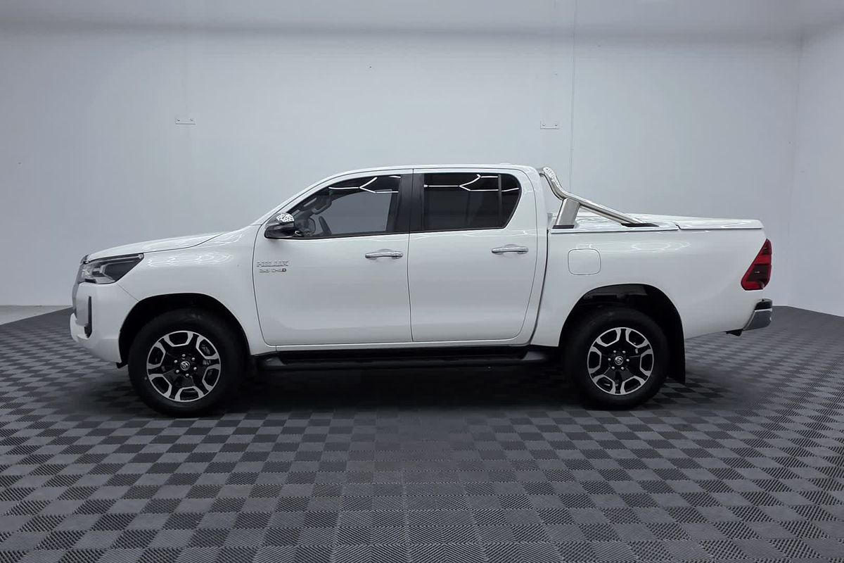 2022 Toyota Hilux SR5 GUN126R 4X4 image 11
