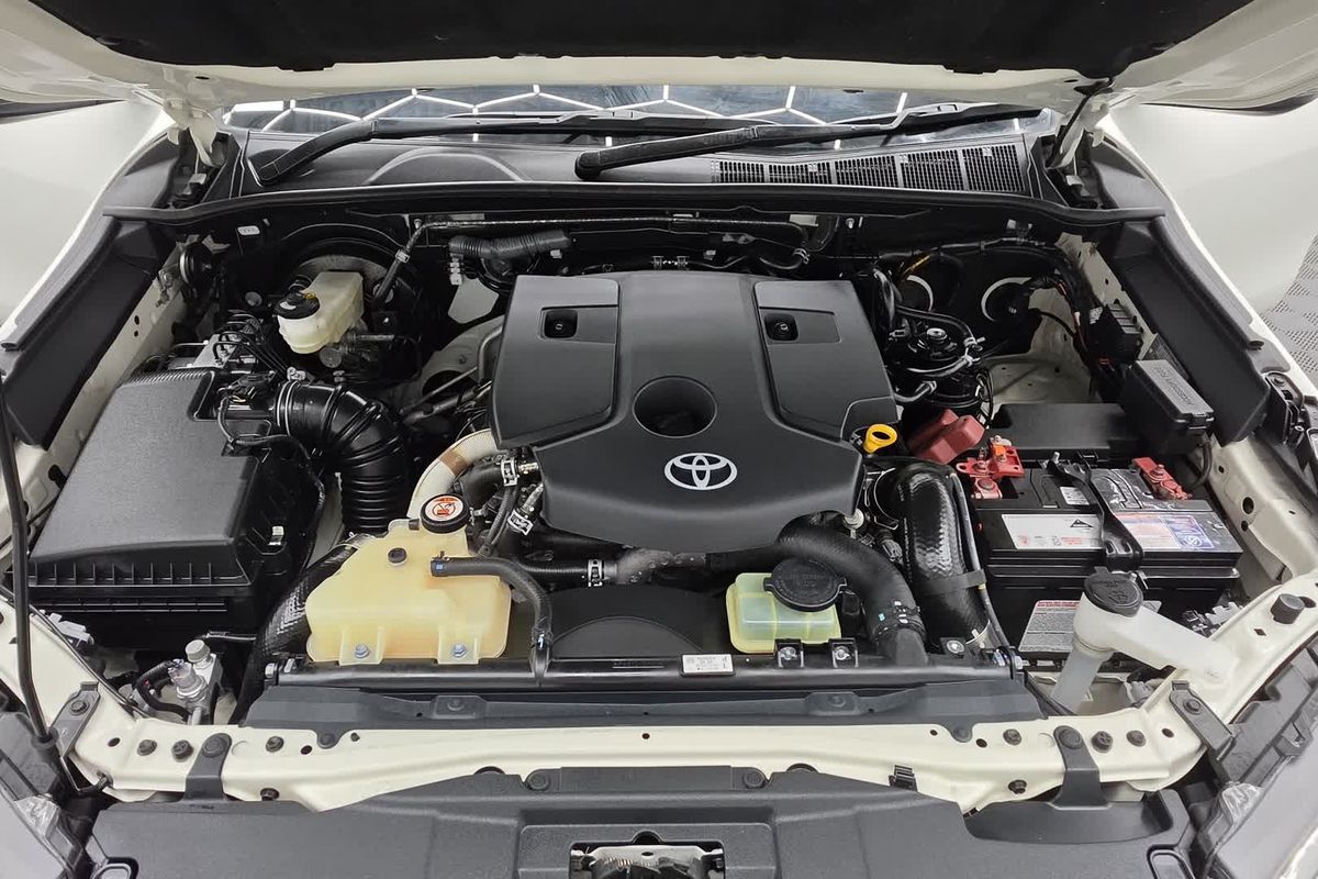 2022 Toyota Hilux SR5 GUN126R 4X4 image 19