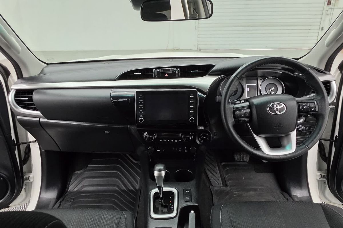 2022 Toyota Hilux SR5 GUN126R 4X4 image 23