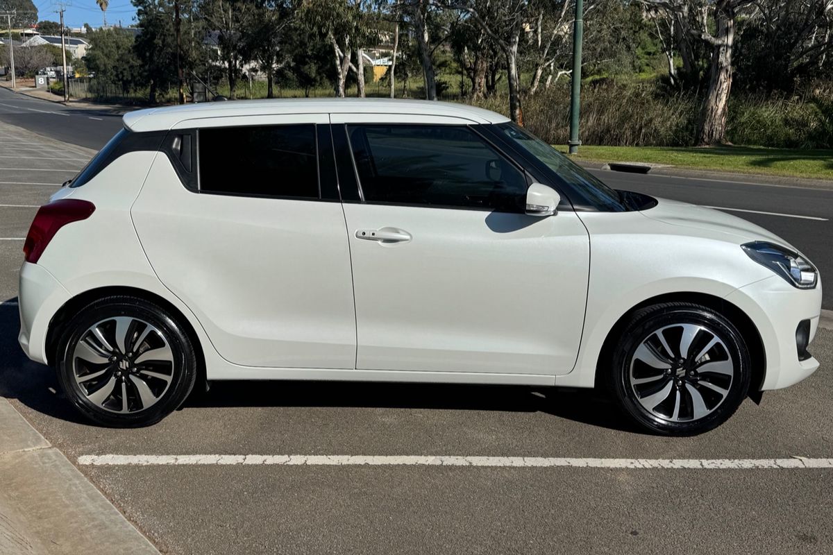 2020 Suzuki Swift GLX Turbo AZ Series II