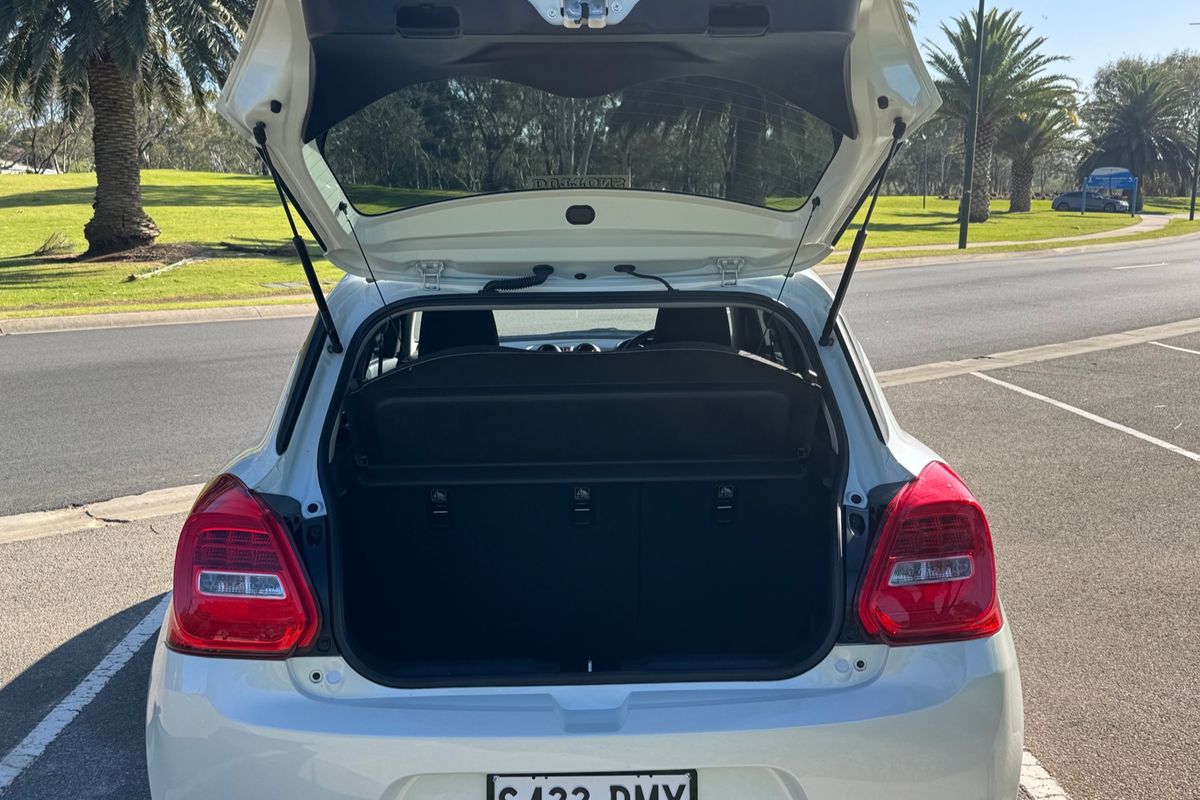 2020 Suzuki Swift GLX Turbo AZ Series II